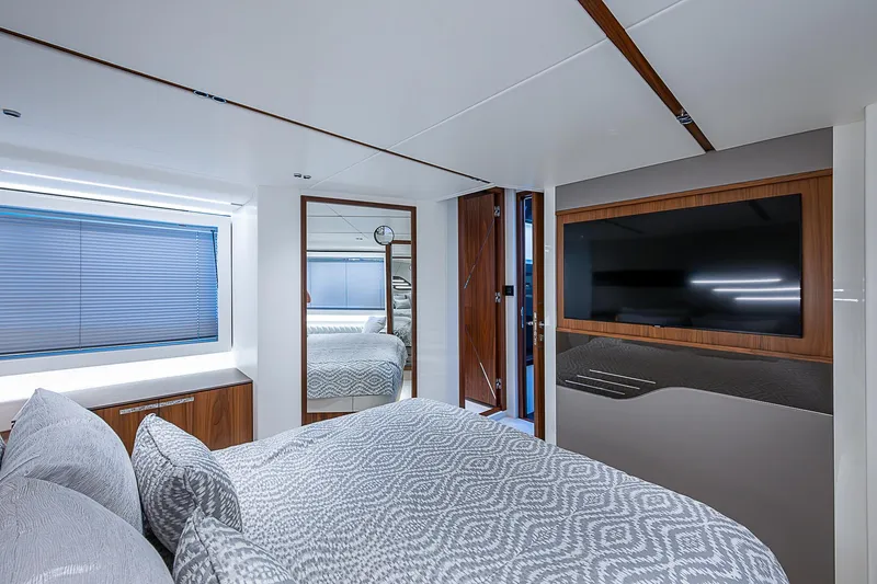 Slide: The Image of Sunseeker 60 EVO PREDATOR 2021 - 36