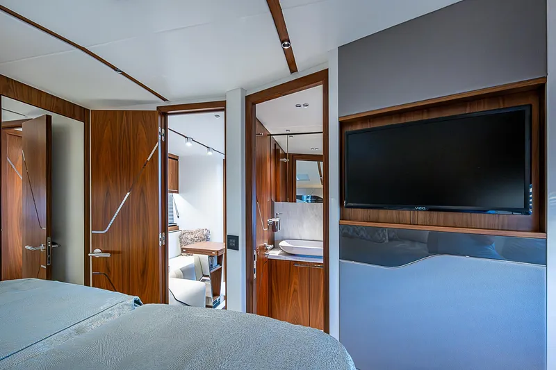 Slide: The Image of Sunseeker 60 EVO PREDATOR 2021 - 41