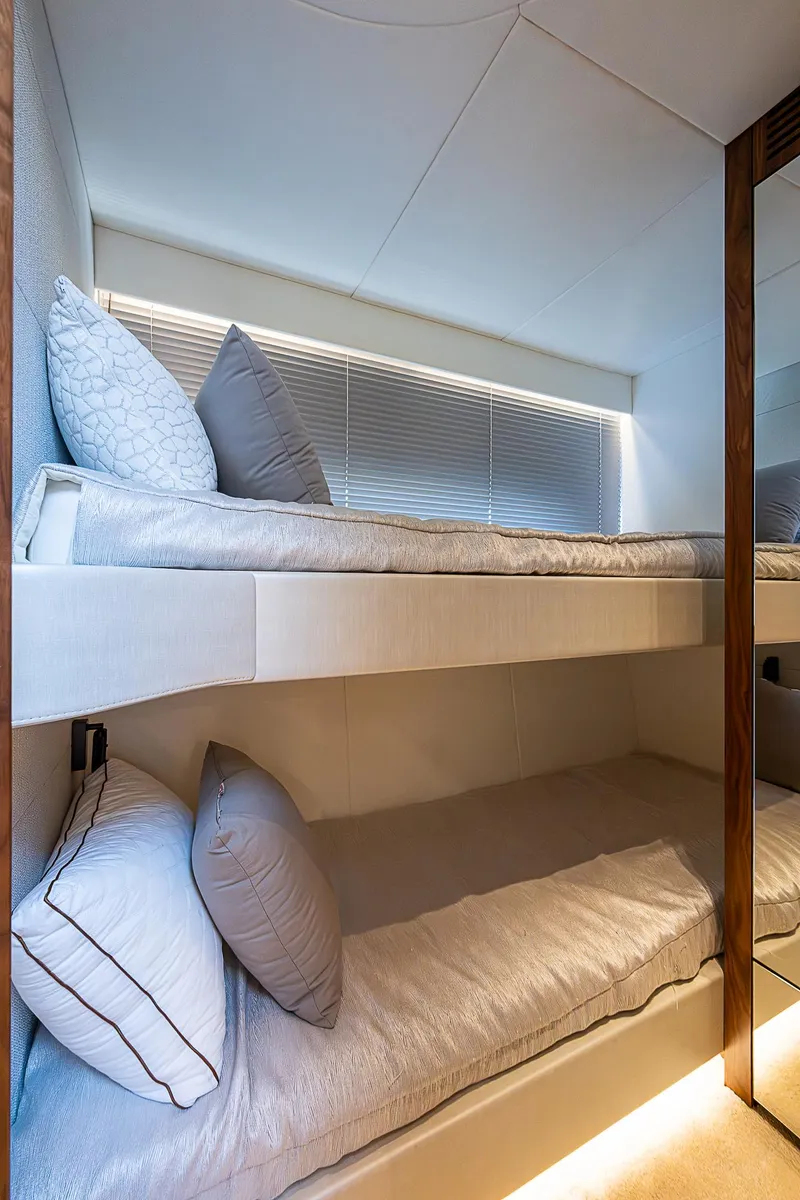 Slide: The Image of Sunseeker 60 EVO PREDATOR 2021 - 44