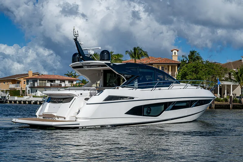 Slide: The Image of Sunseeker 60 EVO PREDATOR 2021 - 60