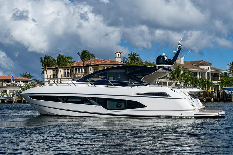 Slide: The Image of Sunseeker 60 EVO PREDATOR 2021 - 63