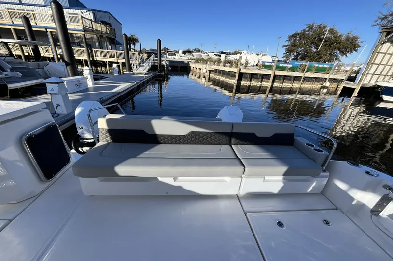 Slide: The Image of Aquila 36 Sport 2025 - 20