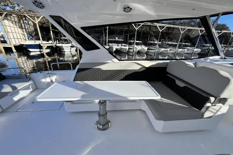 Slide: The Image of Aquila 36 Sport 2025 - 24