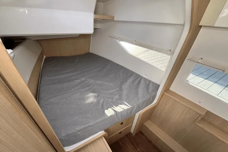 Slide: The Image of Aquila 36 Sport 2025 - 34