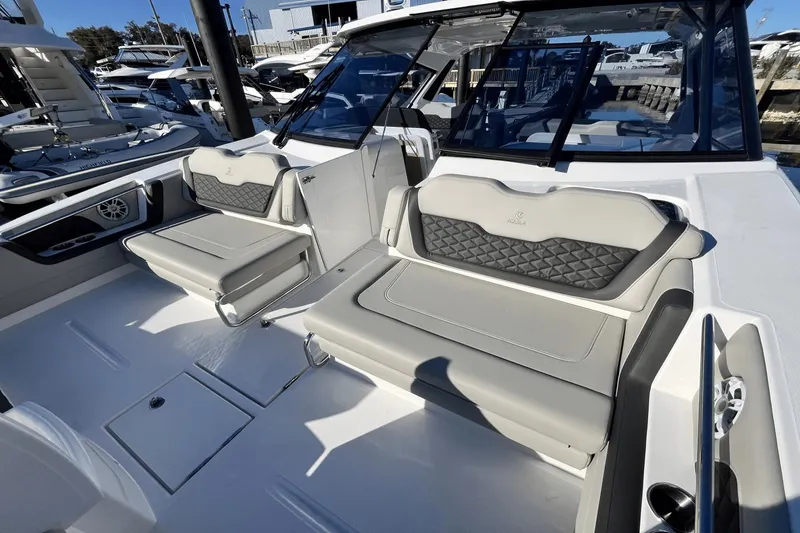 Slide: The Image of Aquila 36 Sport 2025 - 37