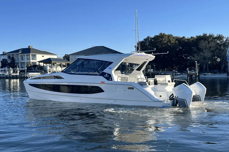 Slide: The Image of Aquila 36 Sport 2025 - 8