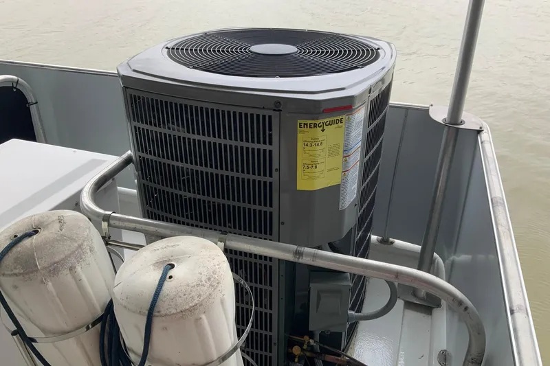 Slide: The Image of Air conditioning unit on 2004 Sumerset 18 x 87 houseboat deck. - 24