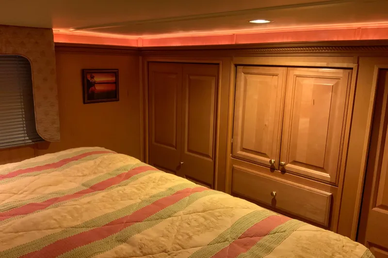 Slide: The Image of Sumerset 18 x 87 2004 - 52