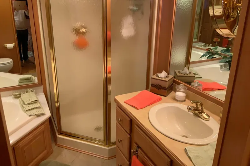 Slide: The Image of Sumerset 18 x 87 2004 - 65