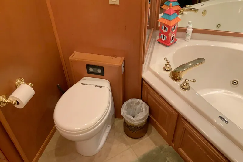 Slide: The Image of Sumerset 18 x 87 2004 - 67