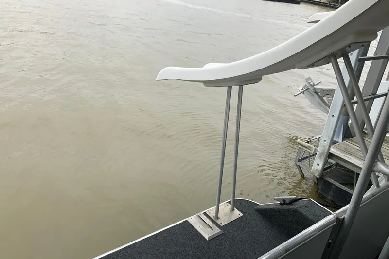 Slide: The Image of Sumerset 18 x 87 2004 - 71