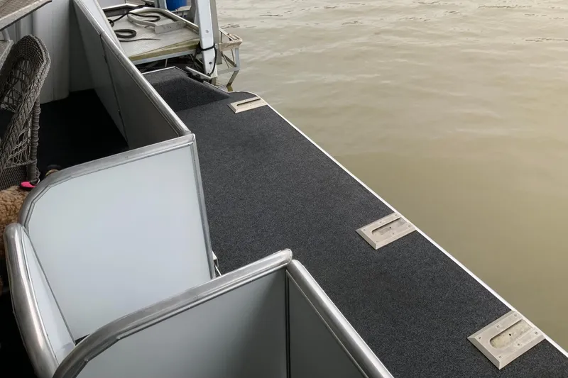 Slide: The Image of Sumerset 18 x 87 2004 - 72