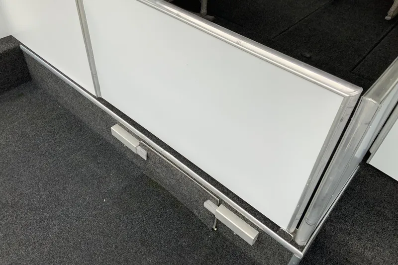 Slide: The Image of Sumerset 18 x 87 2004 - 75