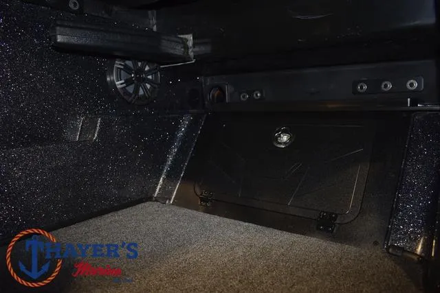 Slide: The Image of Nitro ZV21 Pro 2025 - 22