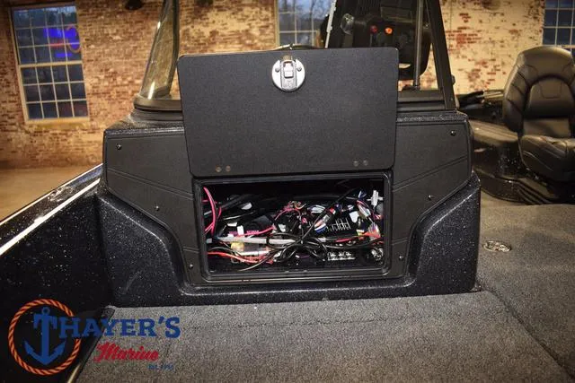 Slide: The Image of Nitro ZV21 Pro 2025 - 40