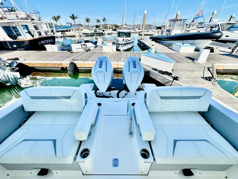 Slide: The Image of Tiara 34 LX 2026 - 55