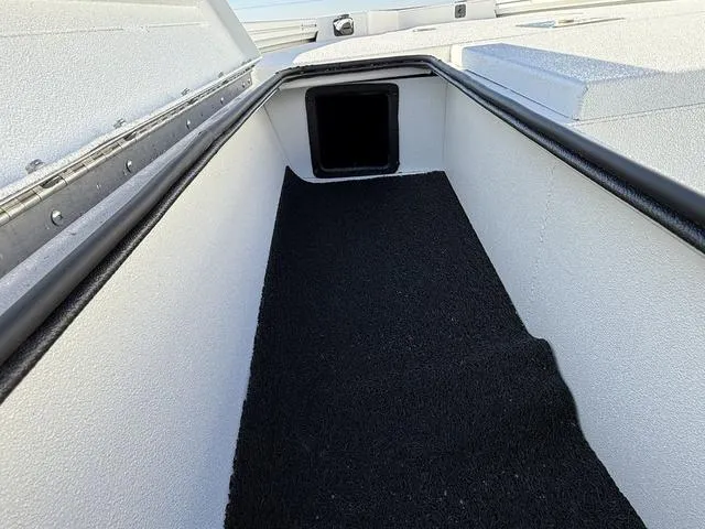 Slide: The Image of Avid 21 FSX 2025 - 11