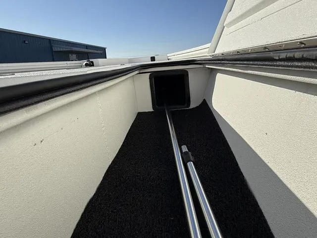 Slide: The Image of Avid 21 FSX 2025 - 12