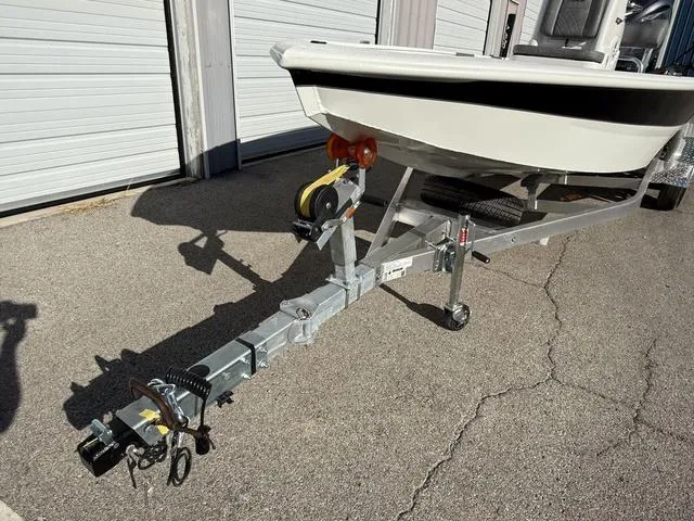 Slide: The Image of Avid 21 FSX 2025 - 5