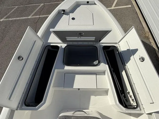 Slide: The Image of Avid 21 FSX 2025 - 9