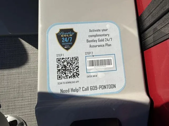 Slide: The Image of Bentley Pontoons Legacy 223 Navigator 2025 - 16