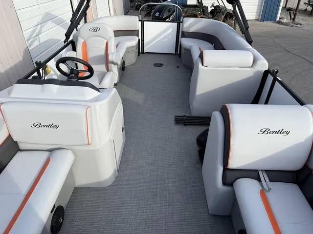 Slide: The Image of Bentley Pontoons Bolt 223 2025 - 10