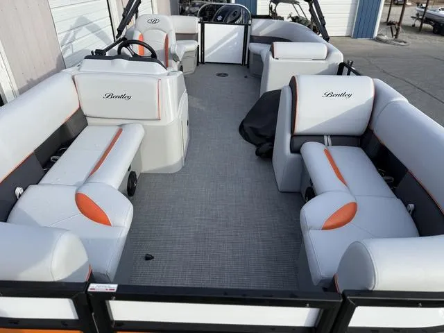 Slide: The Image of Bentley Pontoons Bolt 223 2025 - 7