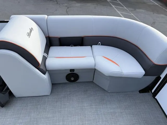 Slide: The Image of Bentley Pontoons Bolt 223 2025 - 8