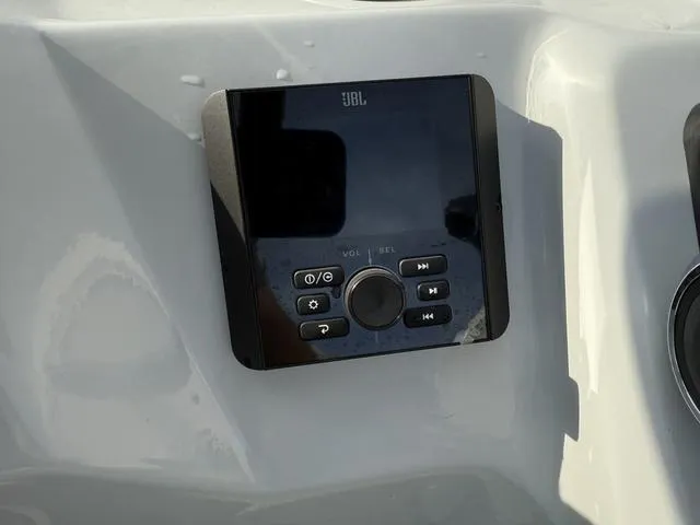 Slide: The Image of Bentley Pontoons Bolt 223 2025 - 19