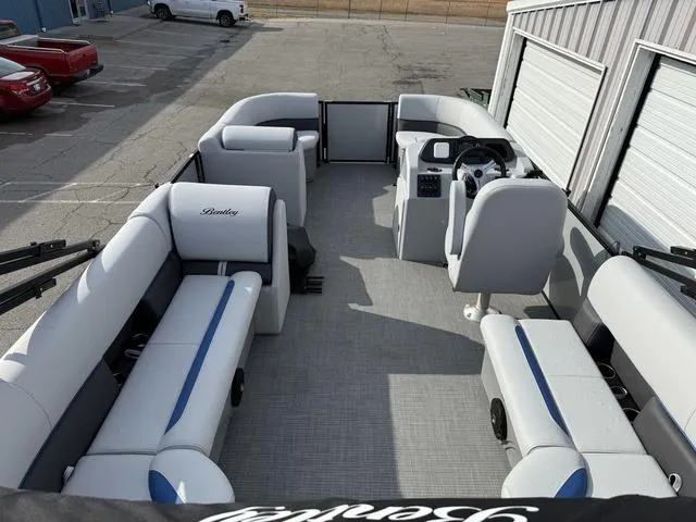 Slide: The Image of Bentley Pontoons Bolt 223 2025 - 24