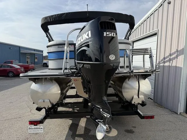 Slide: The Image of Bentley Pontoons Bolt 223 2025 - 3