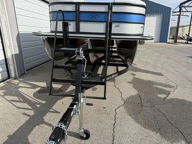 Slide: The Image of Bentley Pontoons Bolt 223 2025 - 6