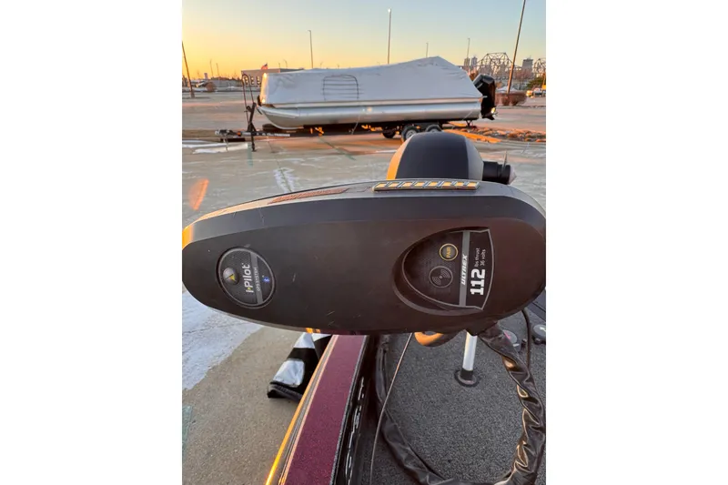 Slide: The Image of 2017 Ranger Z520 Comanche boat with iPilot trolling motor at sunset. - 9