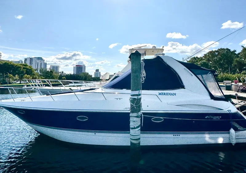 Slide: The Image of Cruisers Yachts 370 Express 2007 - 2