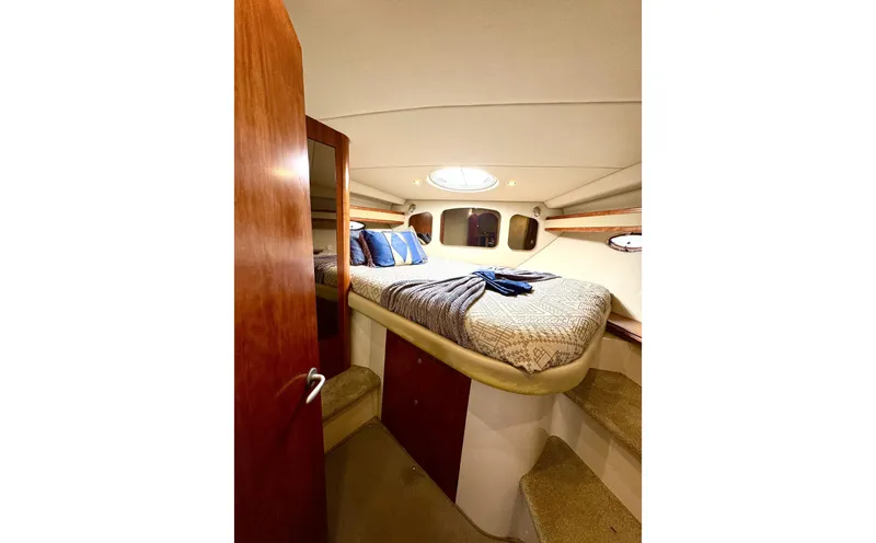 Slide: The Image of Cruisers Yachts 370 Express 2007 - 32