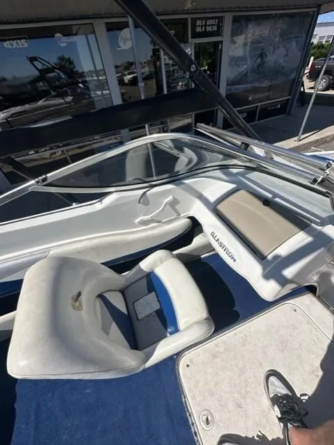 Slide: The Image of Glastron SX 195 1999 - 12