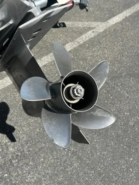 Slide: The Image of Glastron SX 195 1999 - 22