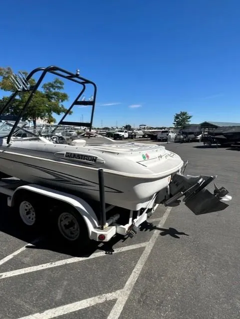 Slide: The Image of Glastron SX 195 1999 - 6