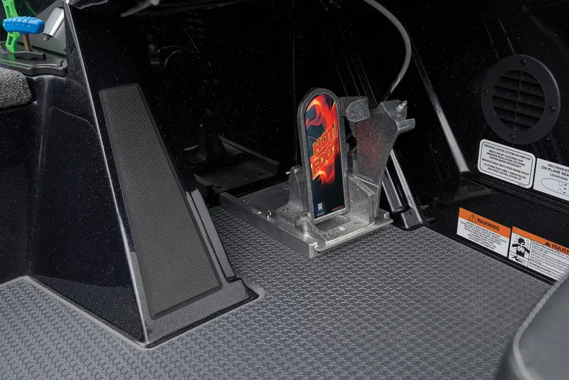 Slide: The Image of Ranger Z521 2025 - 54