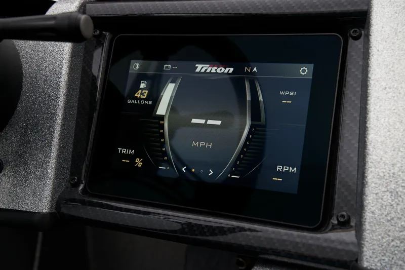 Slide: The Image of Triton 21XP Patriot 2025 - 59