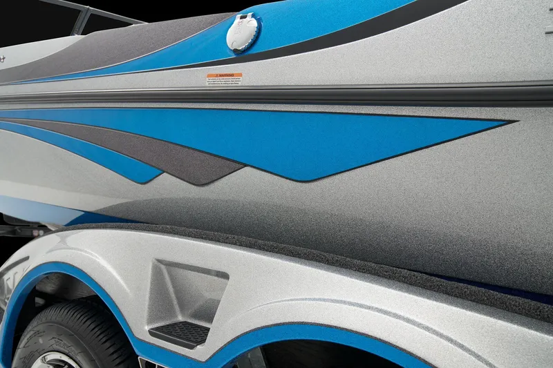 Slide: The Image of Ranger 212LS 2025 - 74