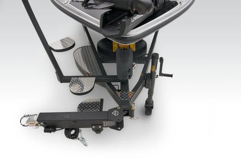 Slide: The Image of Triton 21XP Patriot 2025 - 30