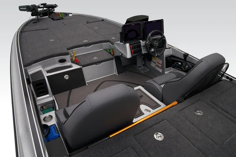 Slide: The Image of Triton 21XP Patriot 2025 - 49