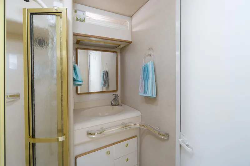 Slide: The Image of Sea Ray 500 Sundancer 1996 - 50