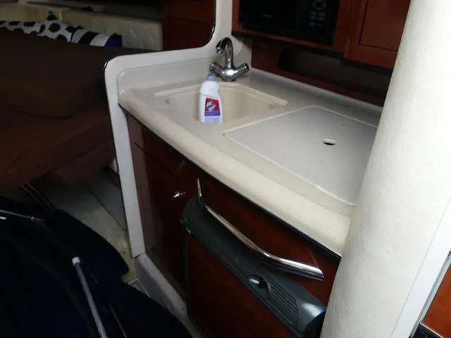 Slide: The Image of Sea Ray Sundancer 280 2004 - 17