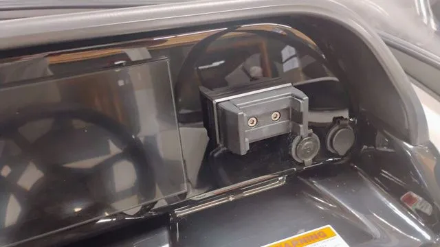 Slide: The Image of Yamaha 195S 2025 - 12