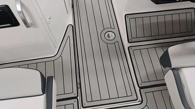 Slide: The Image of Yamaha 195S 2025 - 19