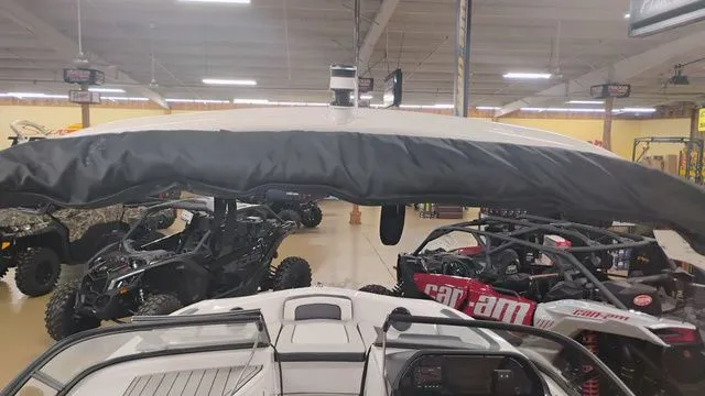 Slide: The Image of Yamaha 195S 2025 - 45