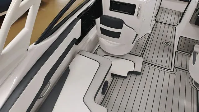 Slide: The Image of Yamaha 195S 2025 - 46