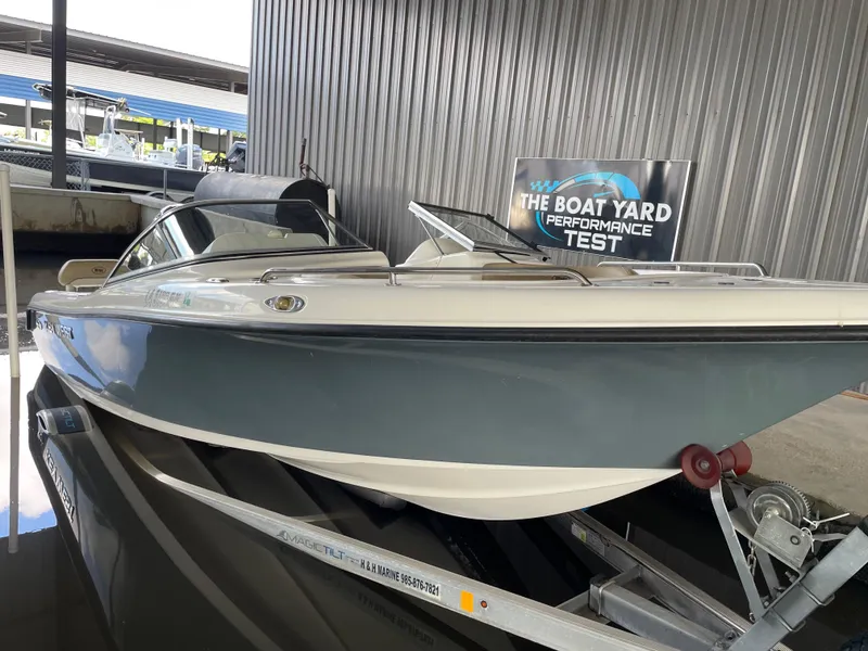 Slide: The Image of Key West 186 Bow Rider 2018 - 15